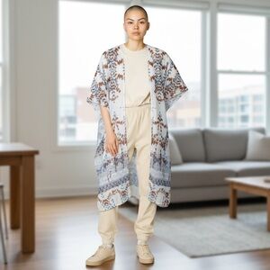 Lightweight kimono brown, and white one size